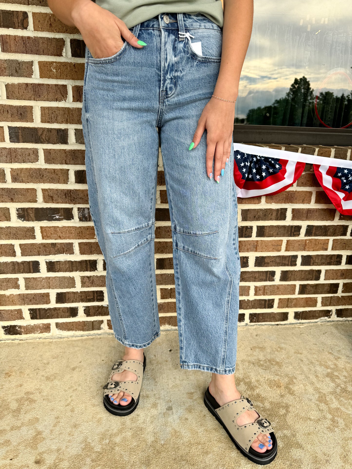 Lindley Barrel Jeans