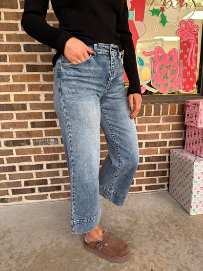 Della High Rise Cropped Wide Leg Jeans