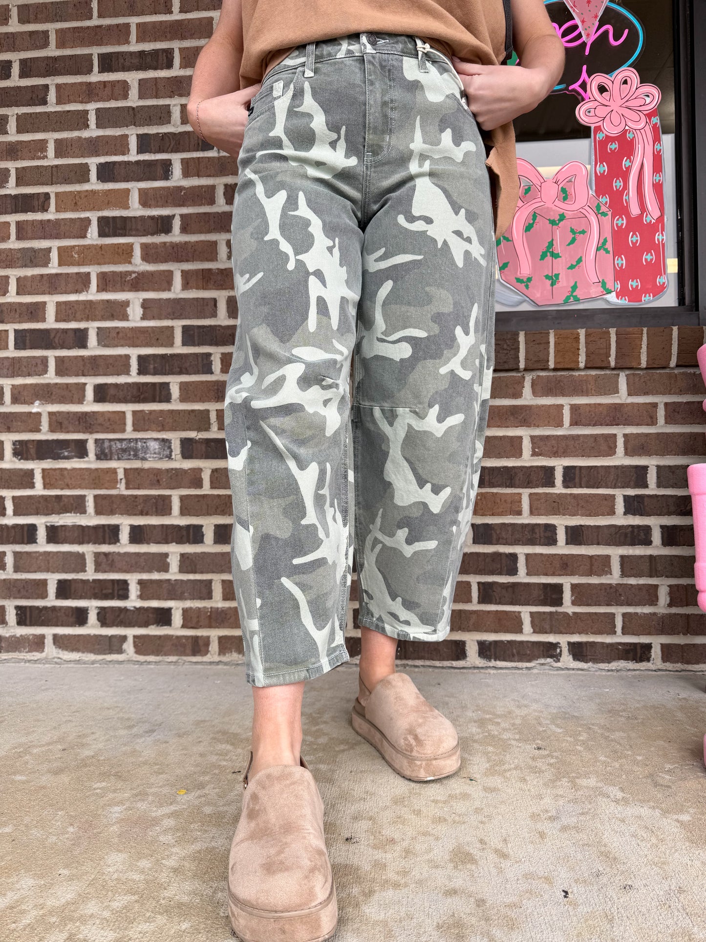 Camo Print Barrel Jeans