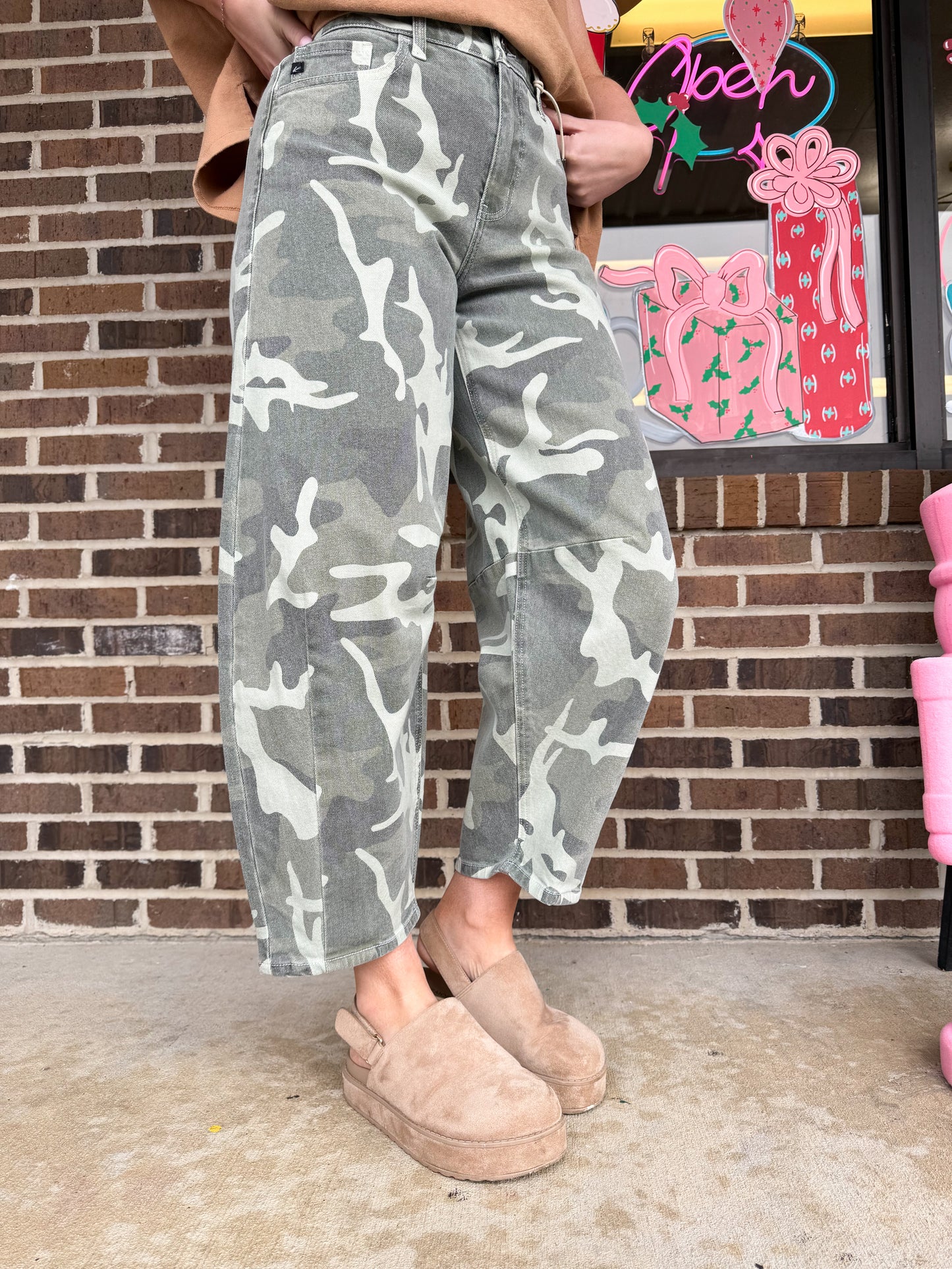 Camo Print Barrel Jeans