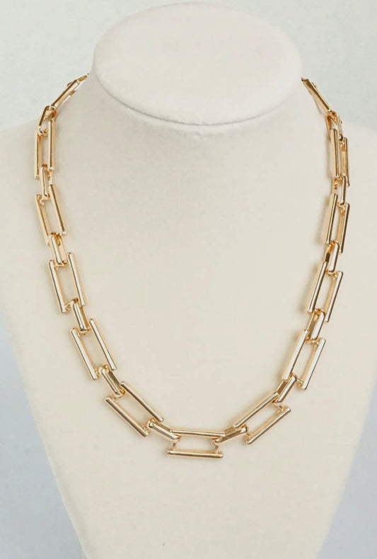 Flat Gold Chunky Paperclip Necklace