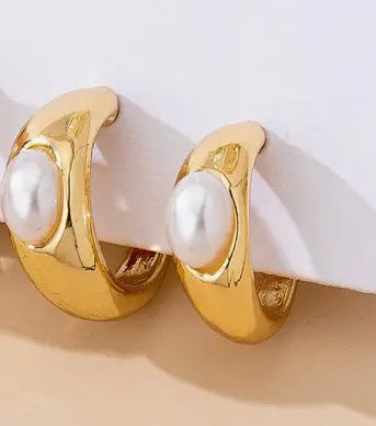 Pearl and Gold Earrings